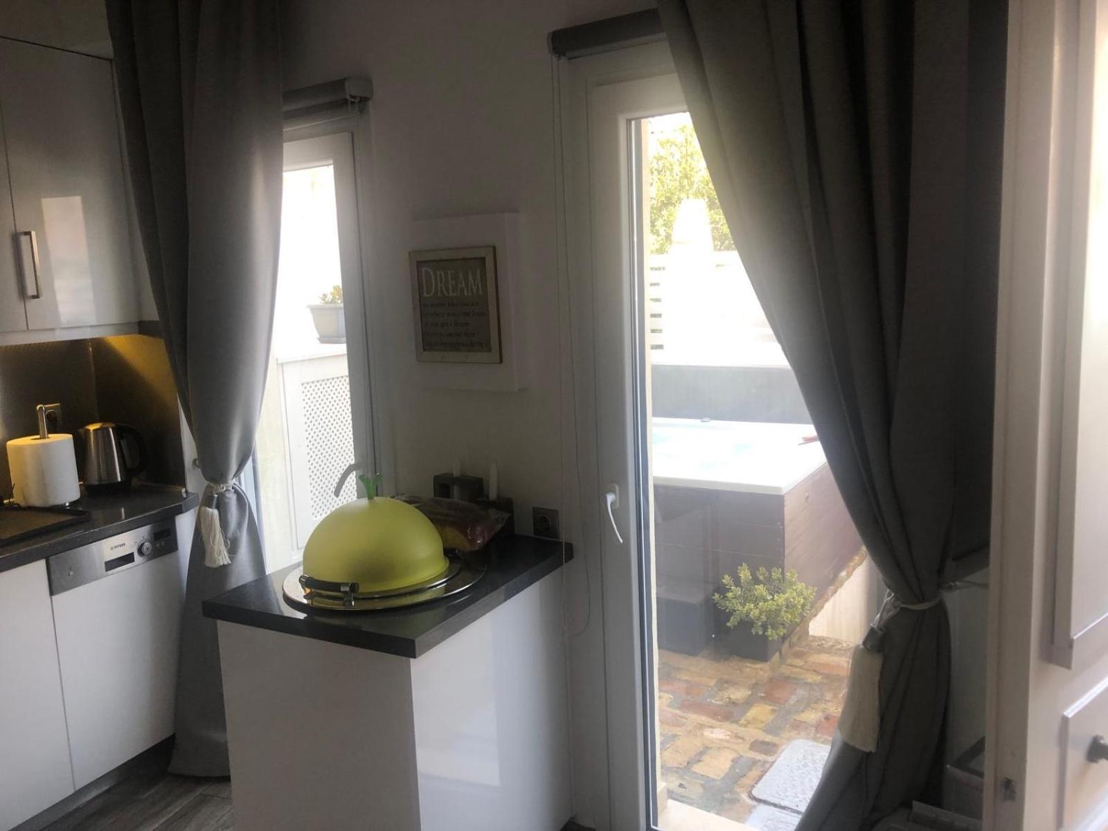 Anemomilos Jacuzzi Suite Corfu  Exteriér fotografie
