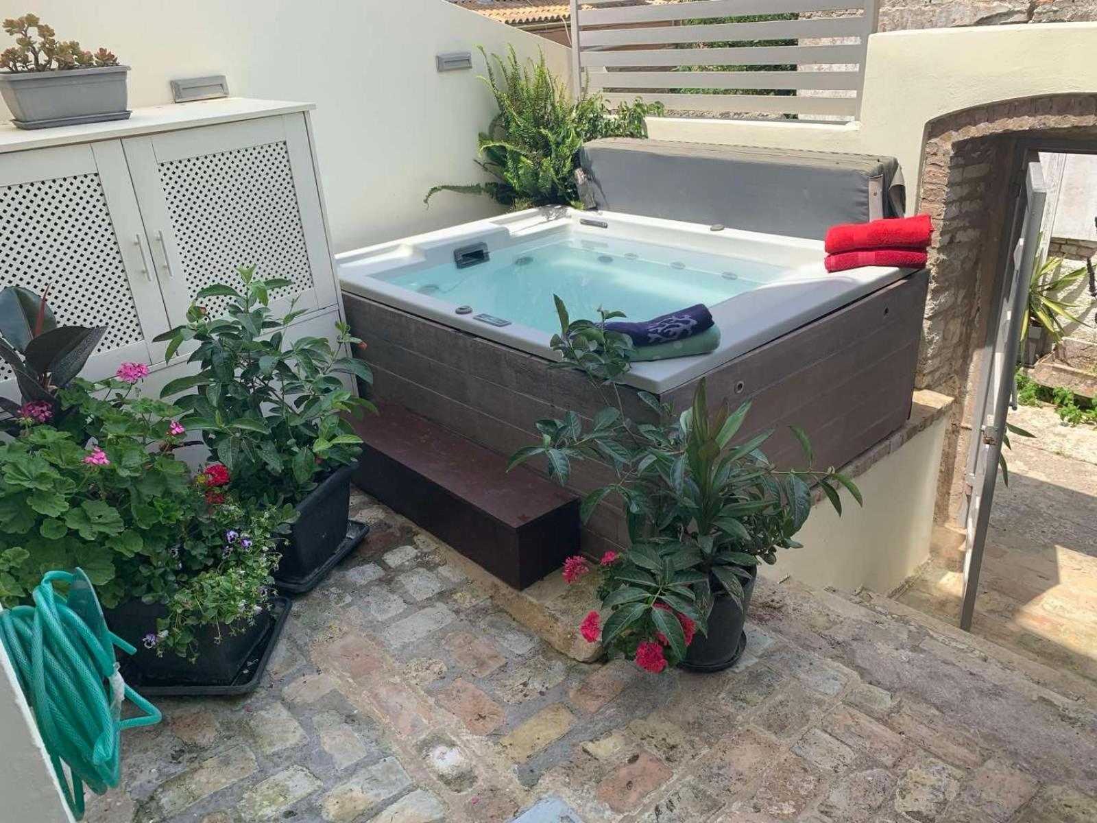Anemomilos Jacuzzi Suite Corfu  Exteriér fotografie