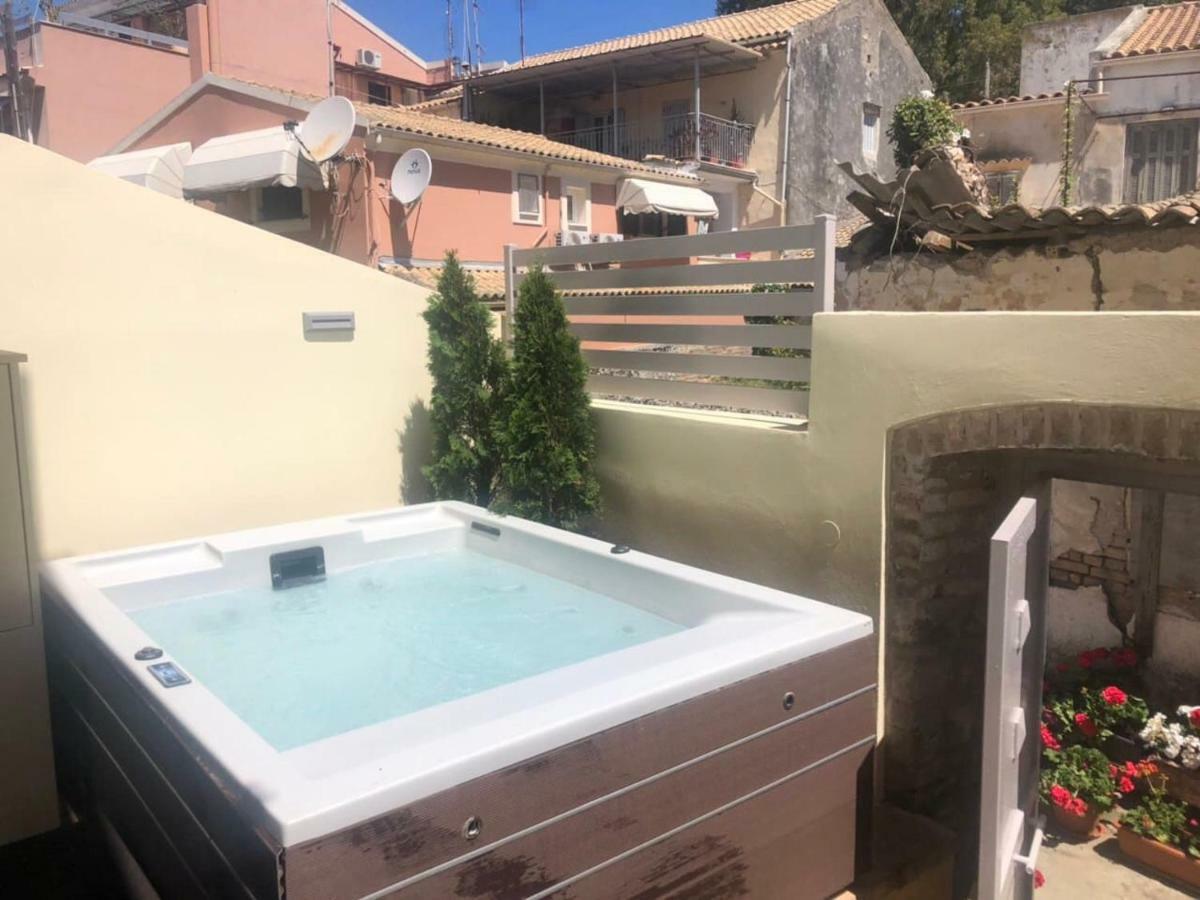 Anemomilos Jacuzzi Suite Corfu  Exteriér fotografie
