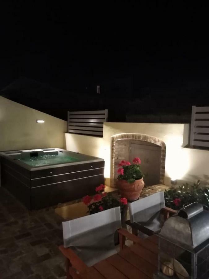 Anemomilos Jacuzzi Suite Corfu  Exteriér fotografie